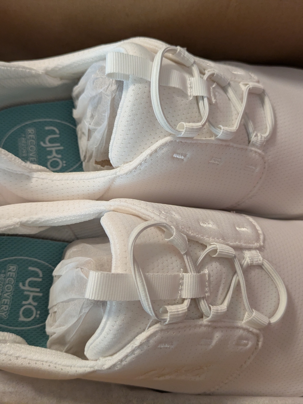 Rykä Renew Recovery Washable Bungee Sneakers, White, 7.5W